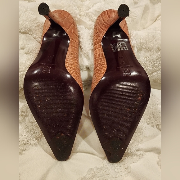 Via Spiga Blush Pink Faux Croc Pointed Heels- 8M - Picture 4 of 16